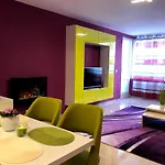 Ultraviolet Relax Apart